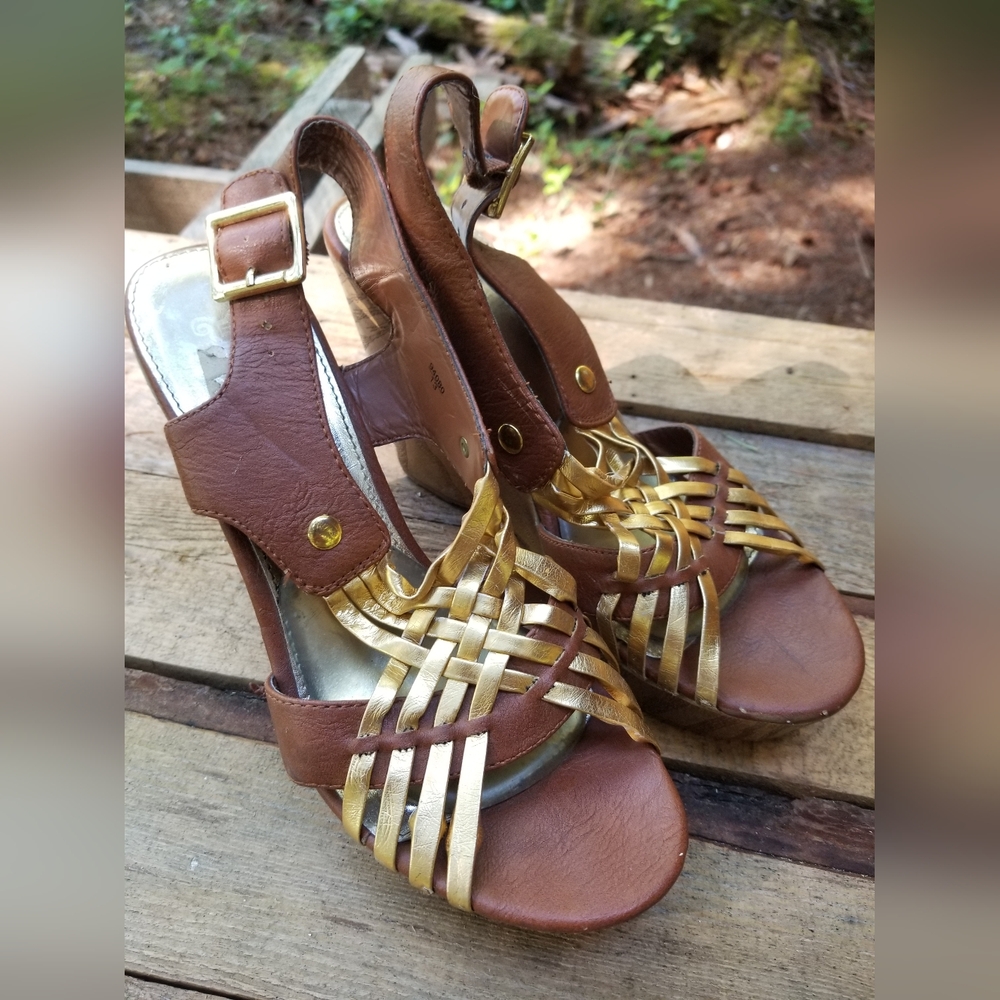 Size 8 High Heels Platform Shoes Brash Ladies Gold Straps Wood Sandals Open Toe